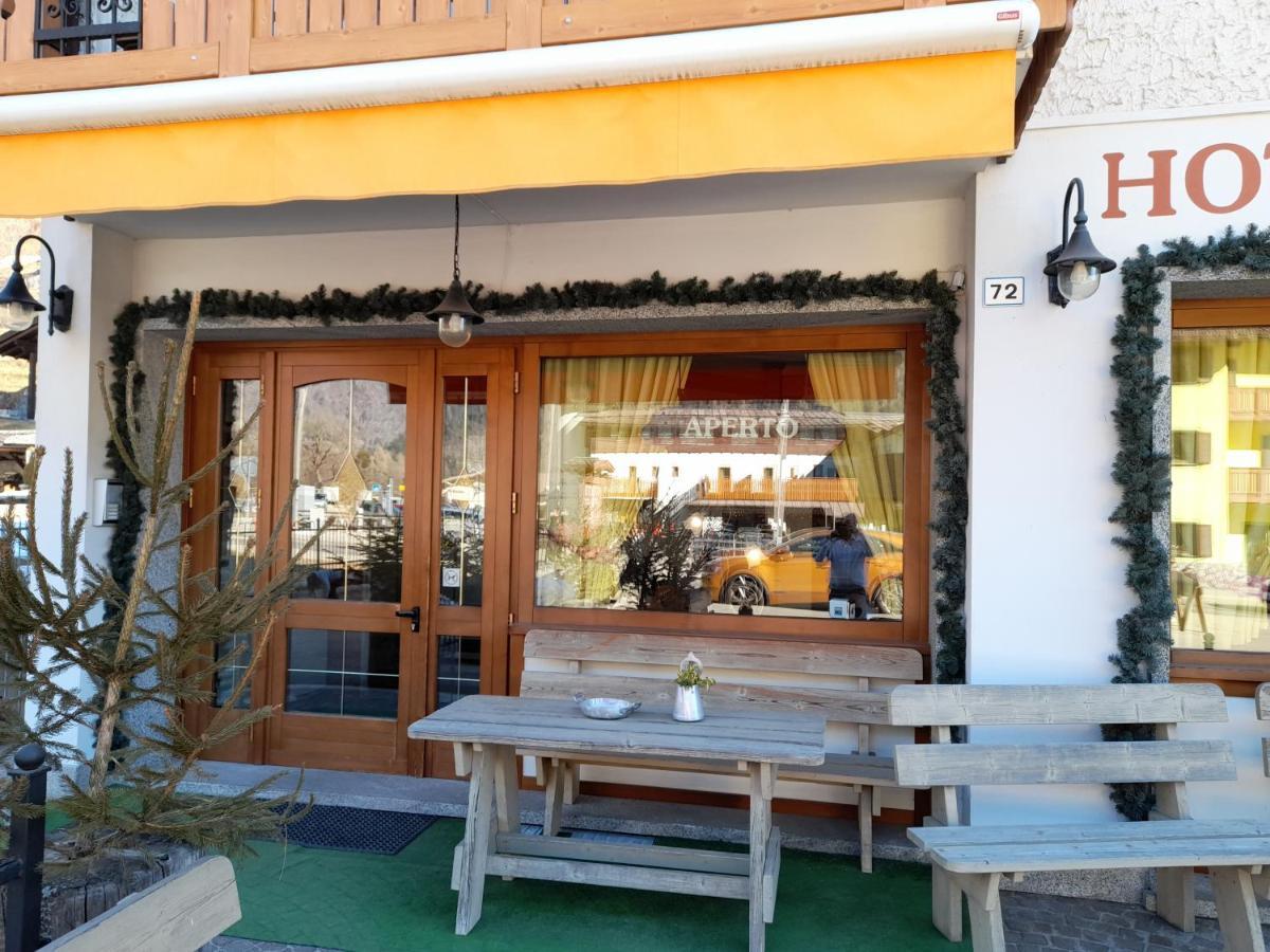 Hotel Garni B&B Maffei Pinzolo Bagian luar foto