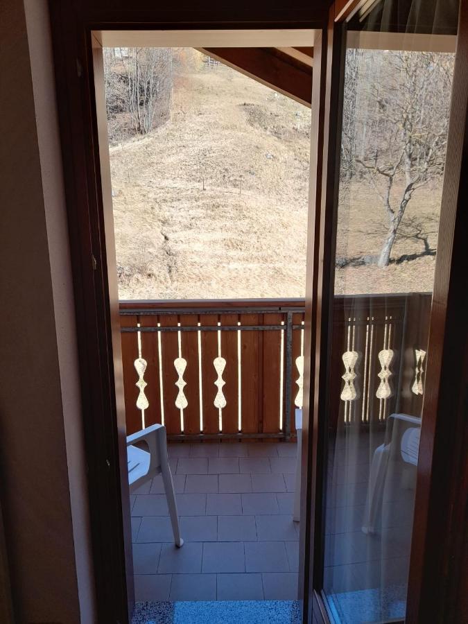Hotel Garni B&B Maffei Pinzolo Bagian luar foto