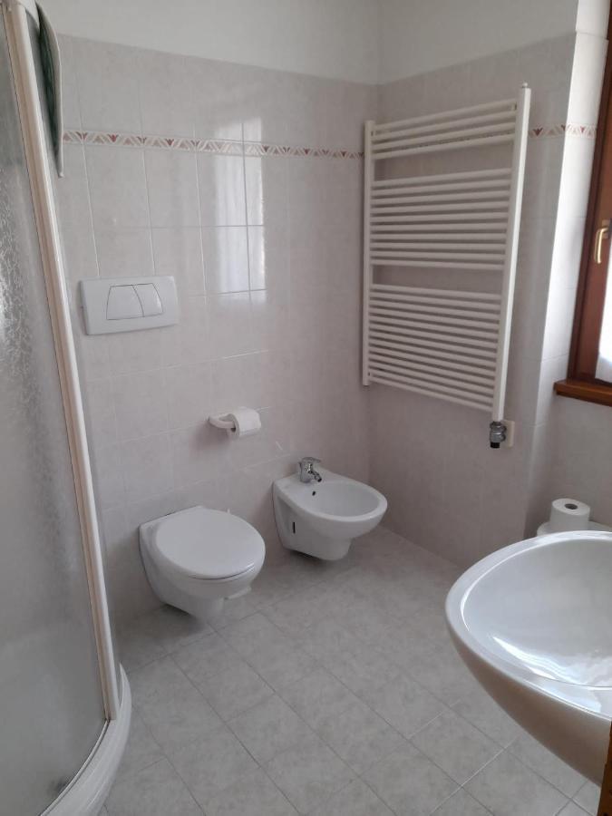 Hotel Garni B&B Maffei Pinzolo Bagian luar foto
